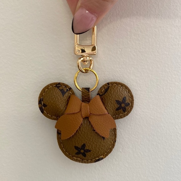 Handbags - Reverse Minnie Mouse keychain